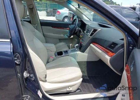 2012 Subaru Legacy 2.5I Limited из США, поврежденный, VIN 4S3BMBK61C3022084